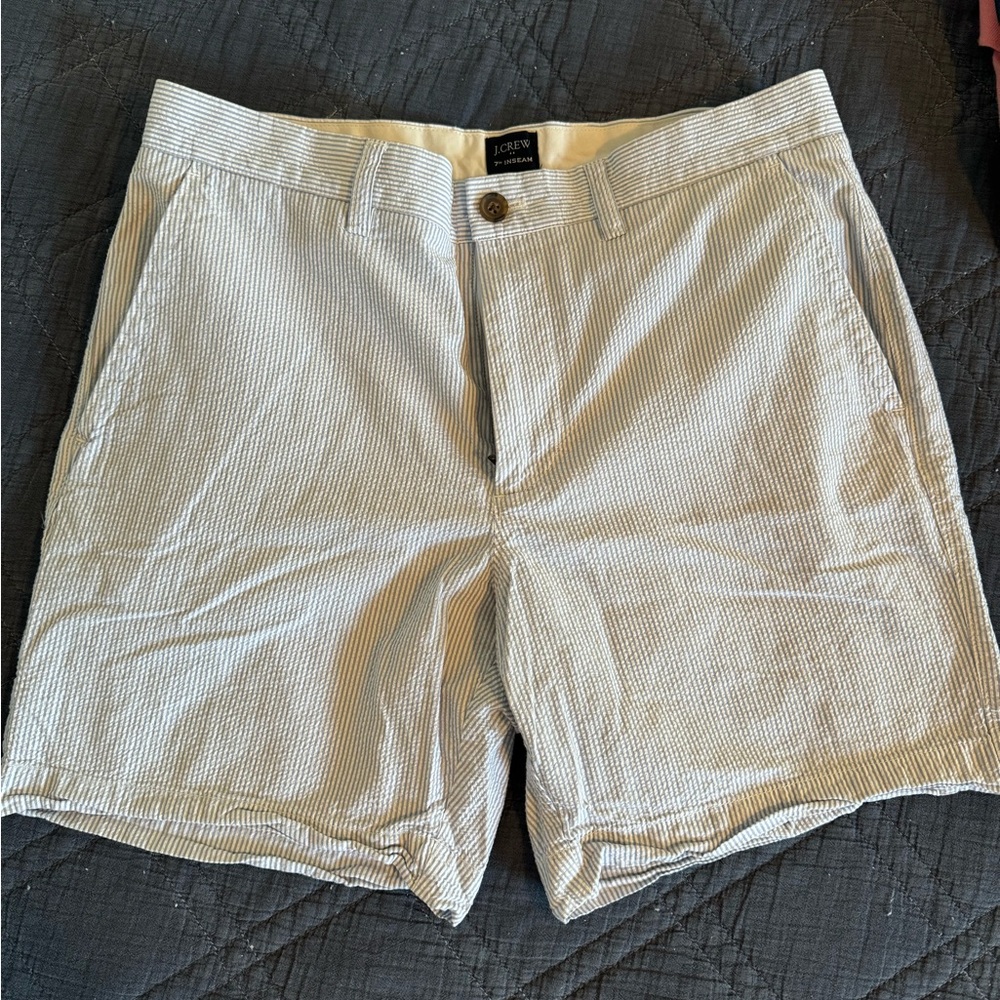 JCrew Men’s Seersucker Blue Shorts 7” Inseam Size 31